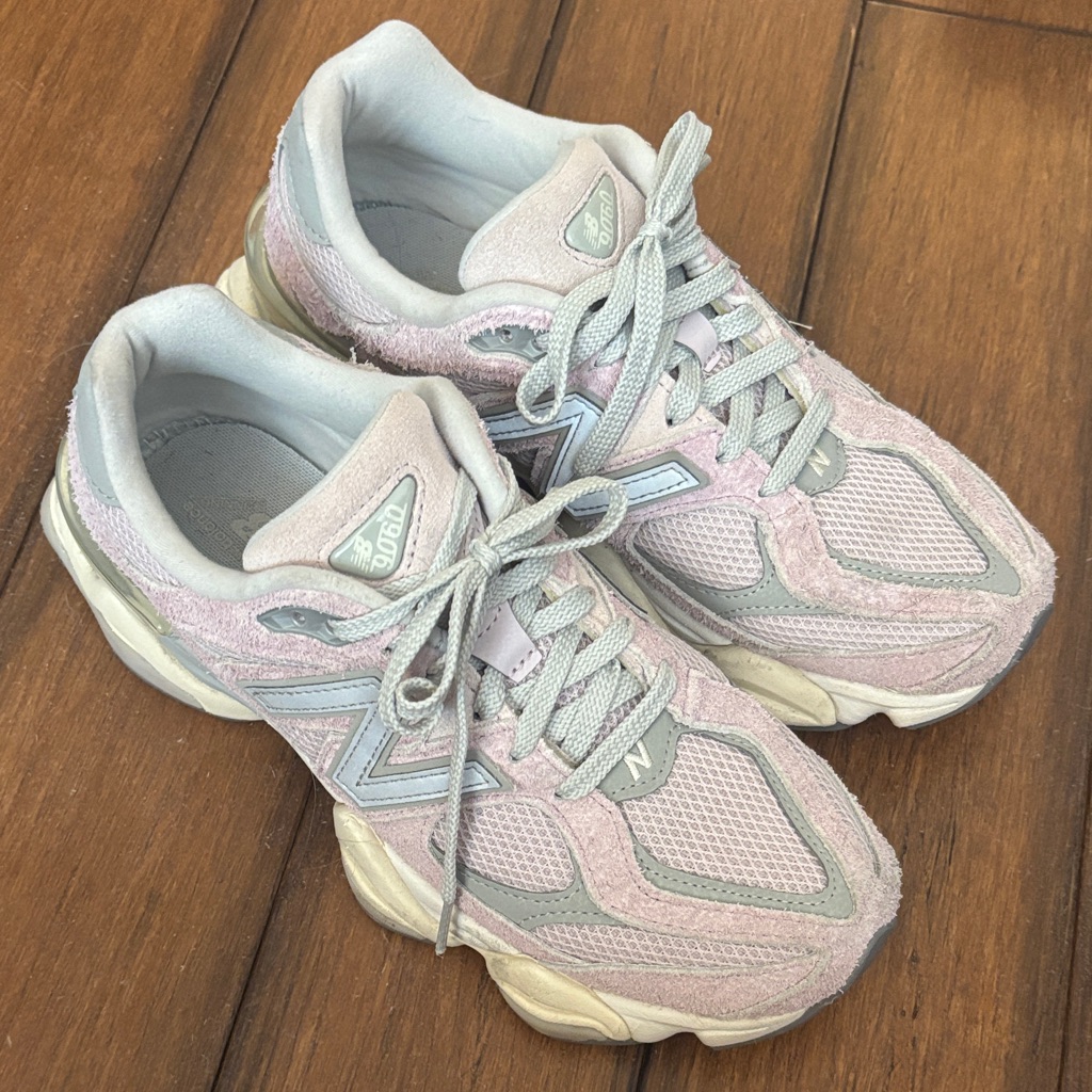 New Balance 9060